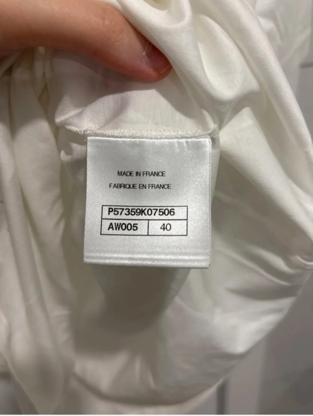 CHANEL White Cotton Tee with Navy Gabrielle Logo